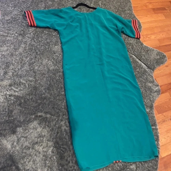 Vintage Runway  Luxury Fashion Red green kaftan dress Sz L - Picture 13 of 16
